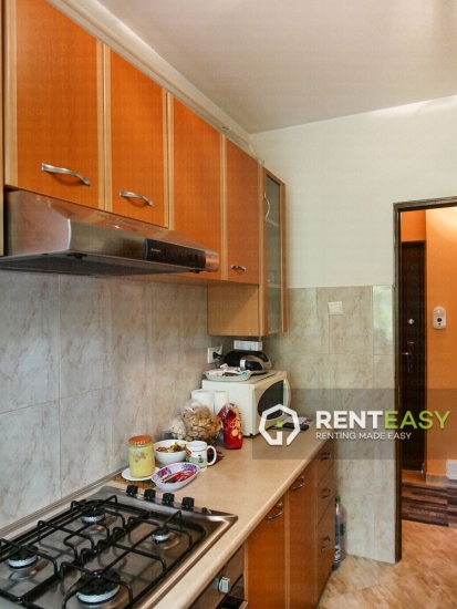 Apartament cu 3 camere de vanzare in Cantemir