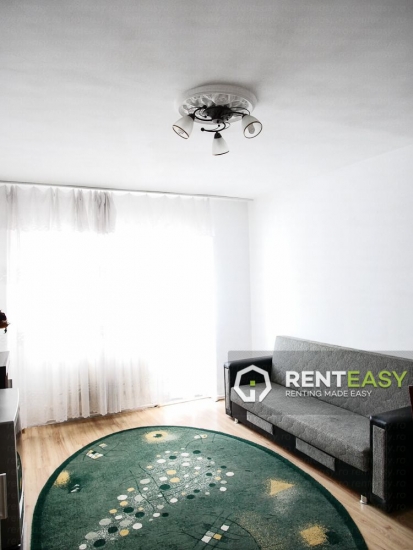 Apartament cu 3 camere de vaznare in zona Centru - Moldova