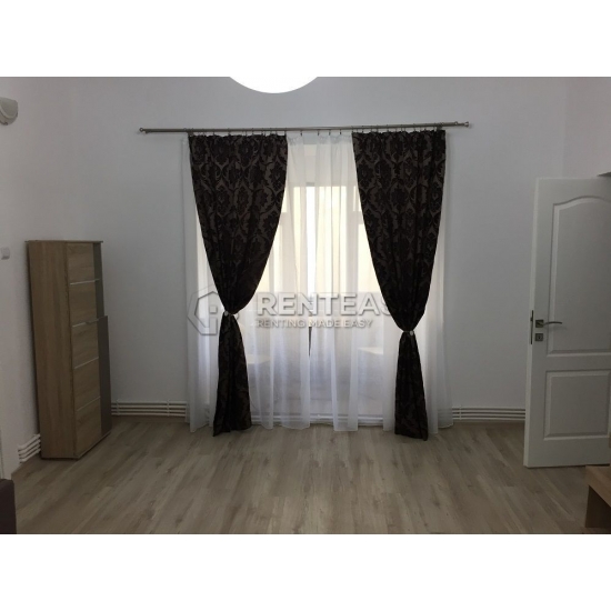 Apartament cu 2 camere de vanzare in Centru