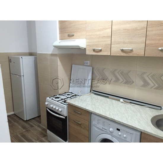 Apartament cu 2 camere de vanzare in Centru
