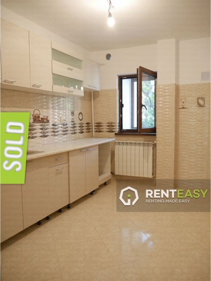 Apartament cu 3 camere de vanzare in Centru