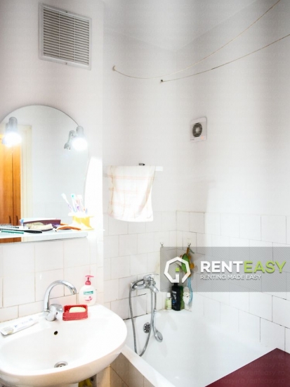 Ideal investitie! Apartament cu 2 camere de vanzare in Centru