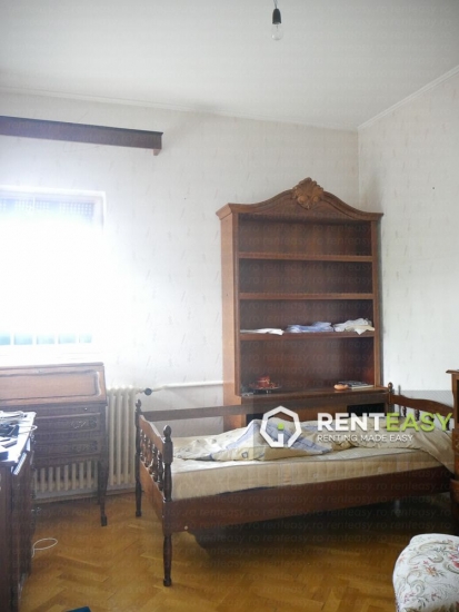 Vila cu 5 camere de vanzare situata in Copou