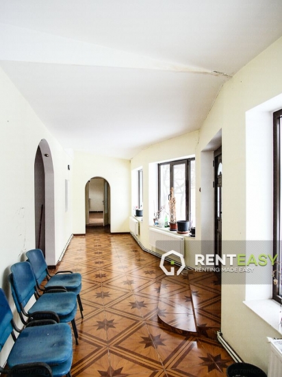 Vila cu 6 Camere de Vanzare in Copou - Agronomie