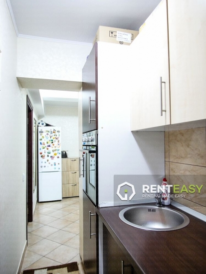 Apartament cu 2 camere in Podul Ros de vanzare