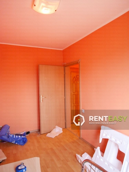 Apartament cu 3 camere de vanzare in zona Cantemir - Palas