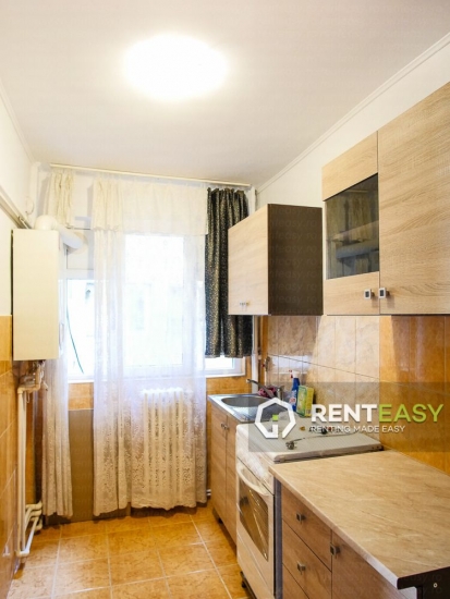 Apartament cu 3 camere de vanzare pe Bulevardul Stefan cel Mare