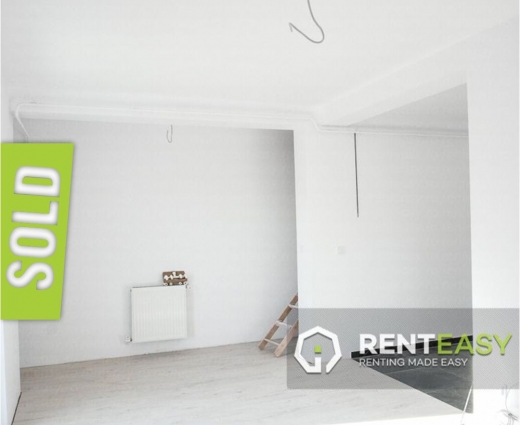 Apartament cu o camera si mansarda de vanzare in Moara de Vant