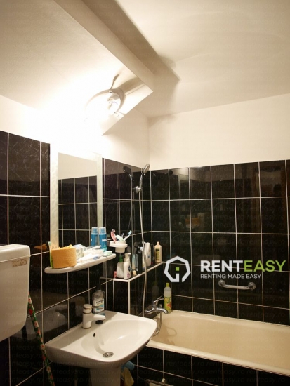 Apartament cu 3 camere de vanzare in zona Canta