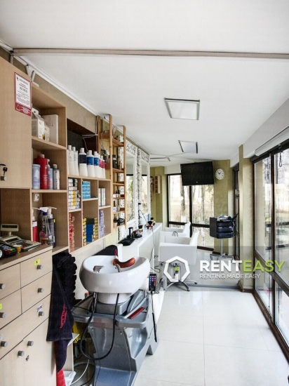 Spatiu comercial 100 mp de vanzare in Podu Ros