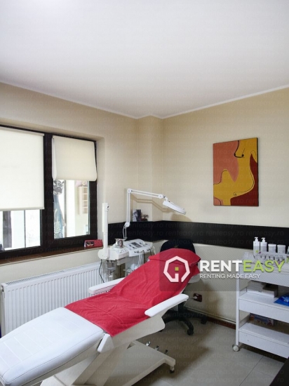 Spatiu comercial 100 mp de vanzare in Podu Ros