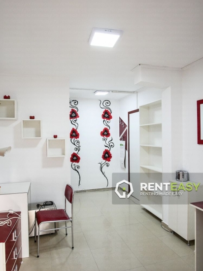 Spatiu comercial 100 mp de vanzare in Podu Ros