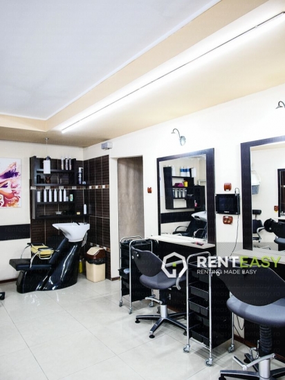 Spatiu comercial 100 mp de vanzare in Podu Ros