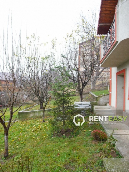 VIla 300 mp de vanzare in Visan