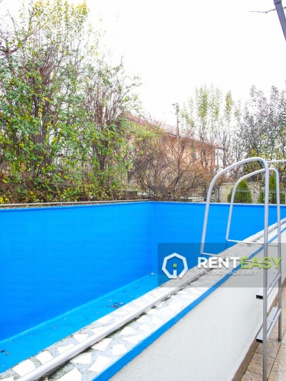 VIla 300 mp de vanzare in Visan
