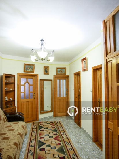 VIla 300 mp de vanzare in Visan
