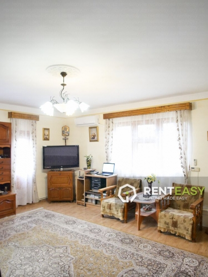 VIla 300 mp de vanzare in Visan