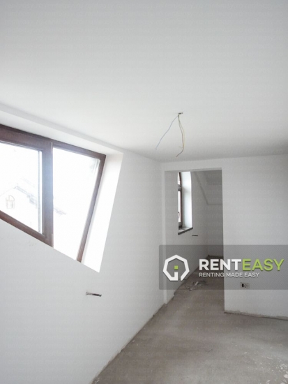 Apartament cu 4 camere de vanzare in zona Moara de Vant