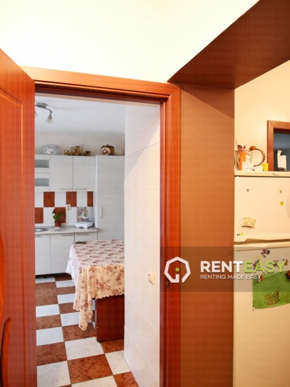 Casa cu 3 Camere de Vanare in zona Sararie