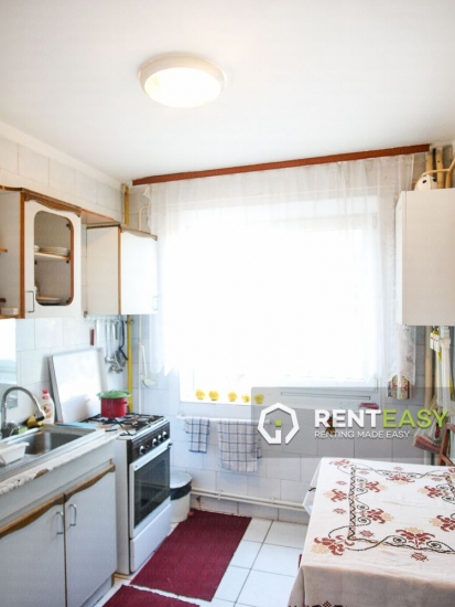 Apartament cu 4 camere in Podu Ros de vanzare