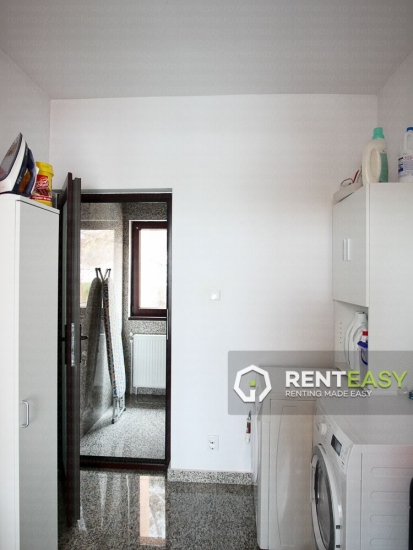 Vila cu 4 camere de vaznare in Bucium
