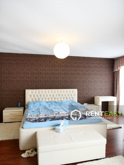 Vila cu 4 camere de vaznare in Bucium