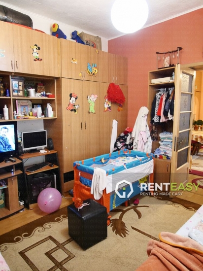 Apartament cu 2 Camere in Centru la Casa pentru Vanzare