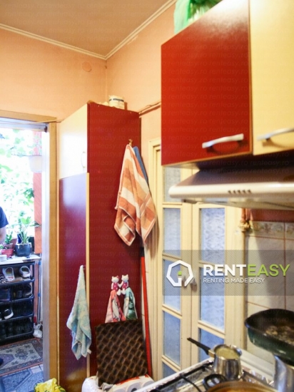 Apartament cu 2 Camere in Centru la Casa pentru Vanzare