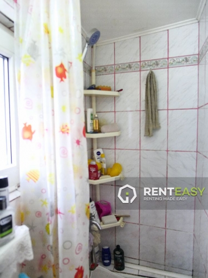 Apartament cu 2 Camere in Centru la Casa pentru Vanzare