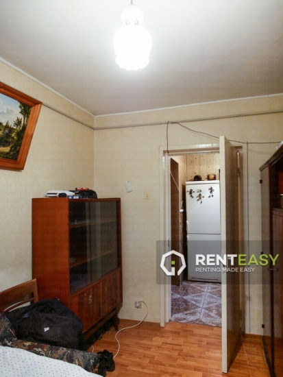 Apartament cu 4 camere de vanzare in Podul Ros