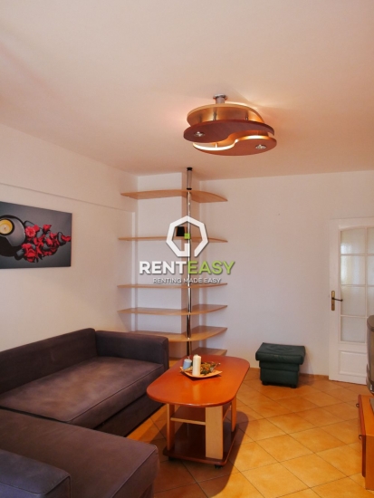 Apartament cu 4 camere de vanzare in Pacurari