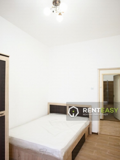 Apartament cu 3 camere langa UMF de vanzare