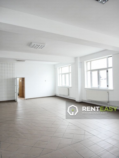 Spatiu comercial 160 mp de vanzare in Centru