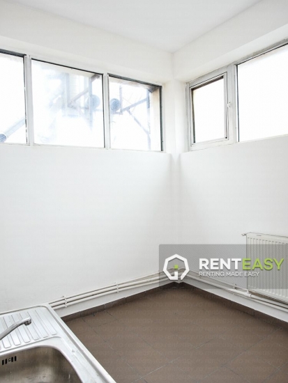Spatiu comercial 160 mp de vanzare in Centru