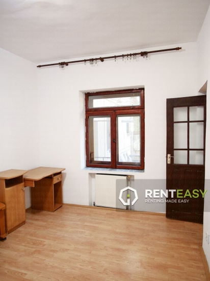 Casa cu 4 Camere in zona Arcu pentru Vanzare