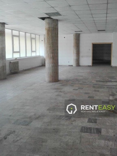 Spatiu comercial 2233 mp de vanazare in zona Centrala