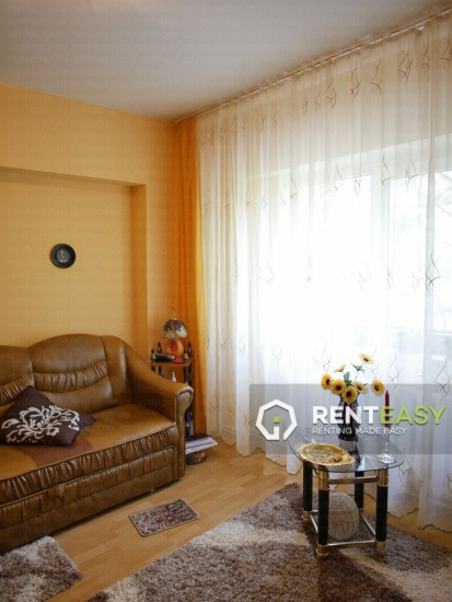Apartament cu 3 camere pentru vanzare situat in zona Centrala