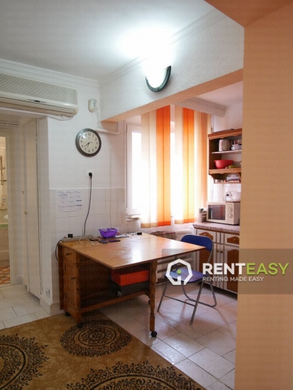 Apartament cu 3 camere de vanzare in Piata Unirii