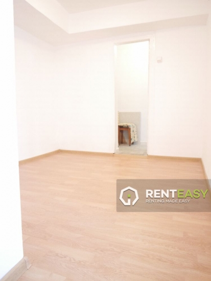 Apartament cu 4 camere la vila situat in zona Centrala