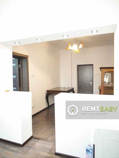 Apartament cu 3 camere de vanzare in Zona Centrala