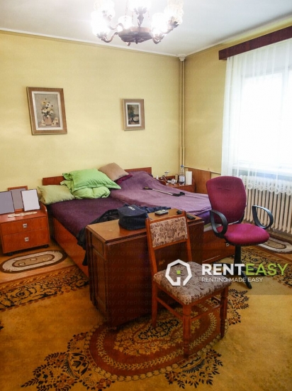 Vila cu 2 Nivele pentru Vanzare in zona Centrala