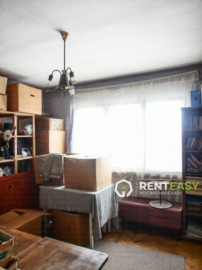 Vila cu 2 Nivele pentru Vanzare in zona Centrala