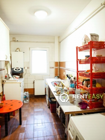 Apartament cu 2 camere de vanzare situat in zona Garii