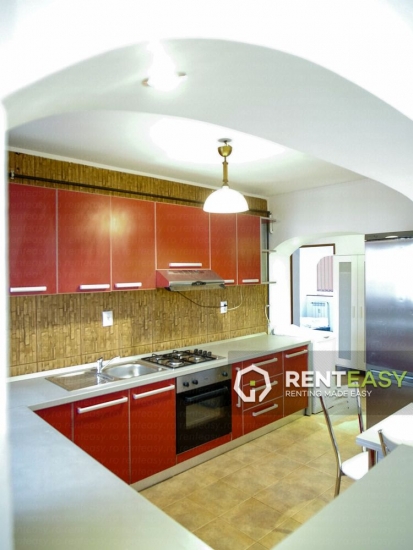 De vanzare! Apartament cu 3 camere pe Bulevardul Independentei