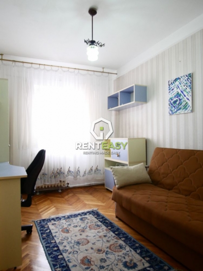 De Vanzare! Apartament cu 3 camere in zona Garii