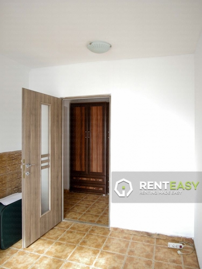 Apartament cu 4 camere de vanzare situat in zona Garii