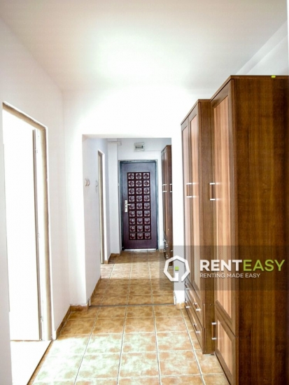 Apartament cu 4 camere de vanzare situat in zona Garii