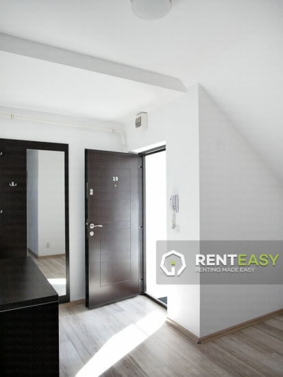 Apartament cu 3 camere de vanzare in Tatarasi