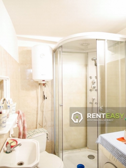 Apartament cu 2 camere de vanzare in Podul de Fier
