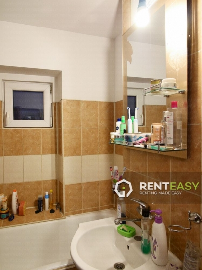 Apartament cu 3 Camere pentru Vanzare in zona Pasaj Octav Bancila